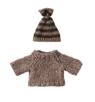 maileg knitted sweater and hat, big brother mouse 